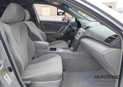 2009 Toyota Camry Se/Le/Xle z USA, uszkodzony, nr VIN 4T1BE46K69U767866